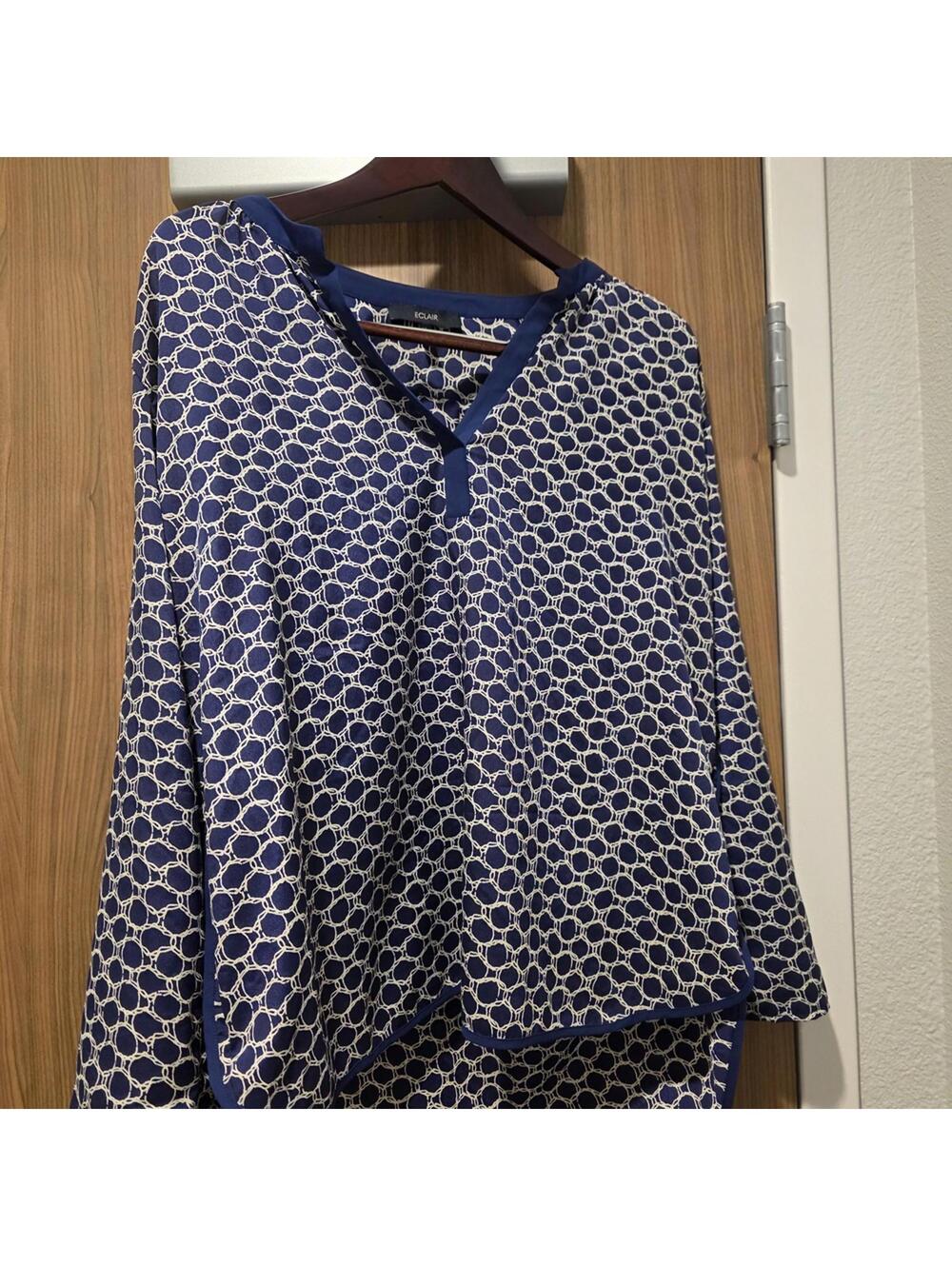 Eclair Navy Blue and Cream Patterned Blouse XL